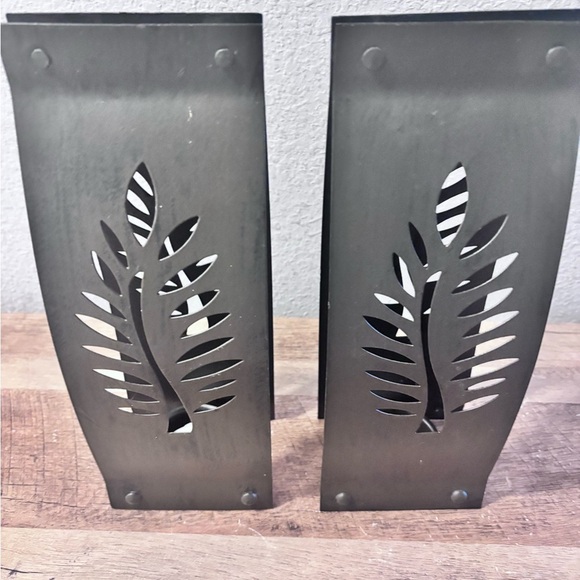 Set of Two Dark Bronze Metal Distressed Leaf Design Candle Holders w/Tea Lights - Picture 3 of 9